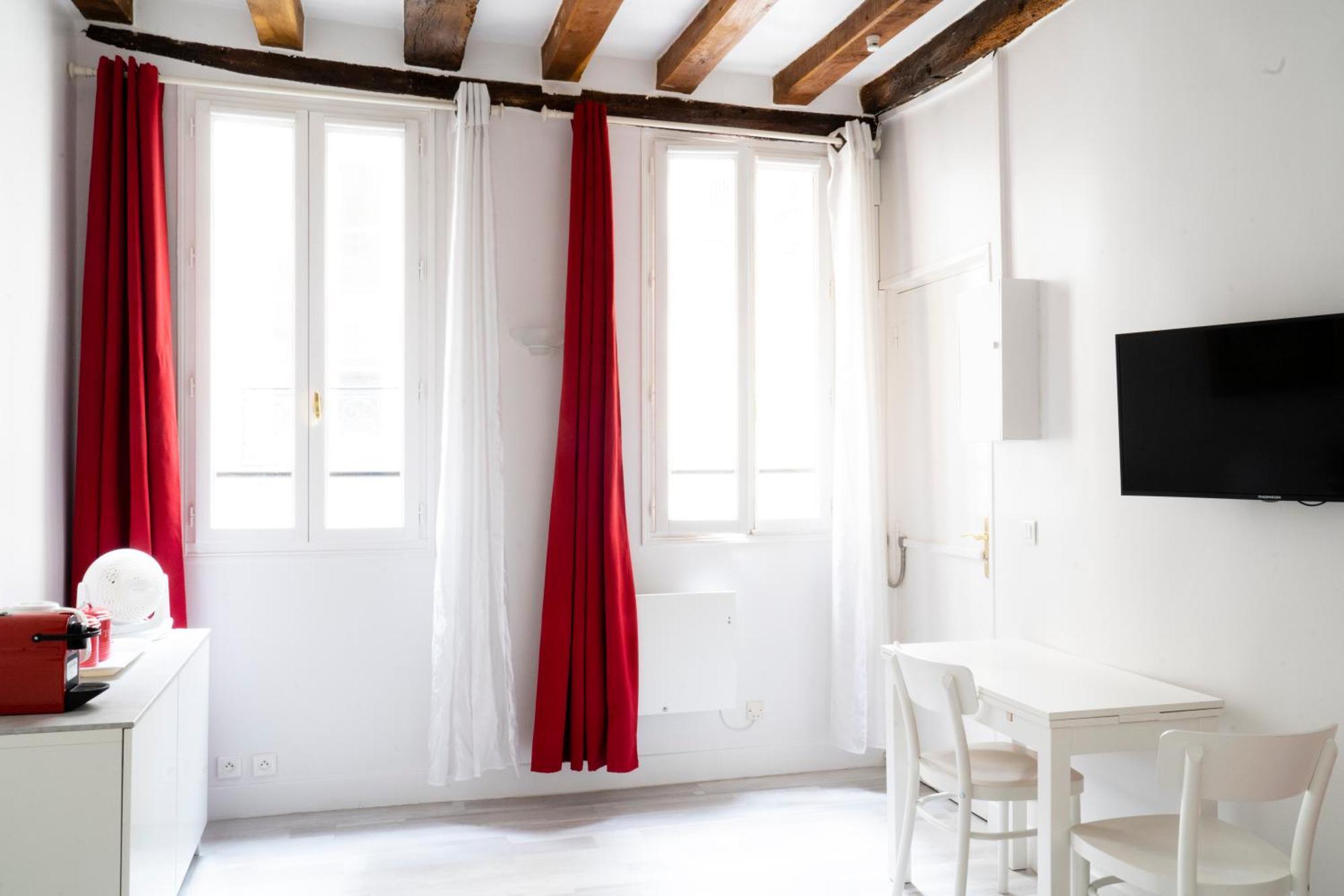 Le 64 Rue Chapon * Parigi
